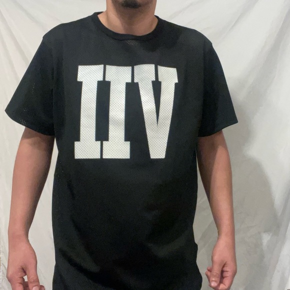 Urban Outfitters “7 deadly sins” Jersey - Picture 9 of 10